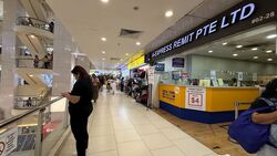 Lucky Plaza (D9), Retail #529597551